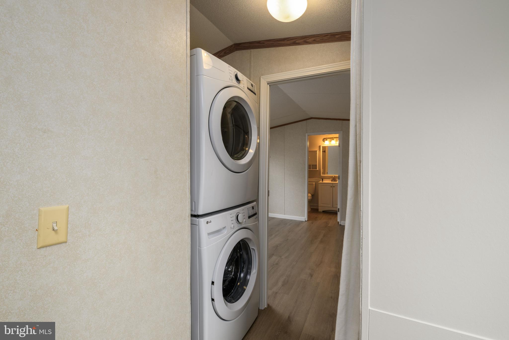 PLANTATION PARK - Residential