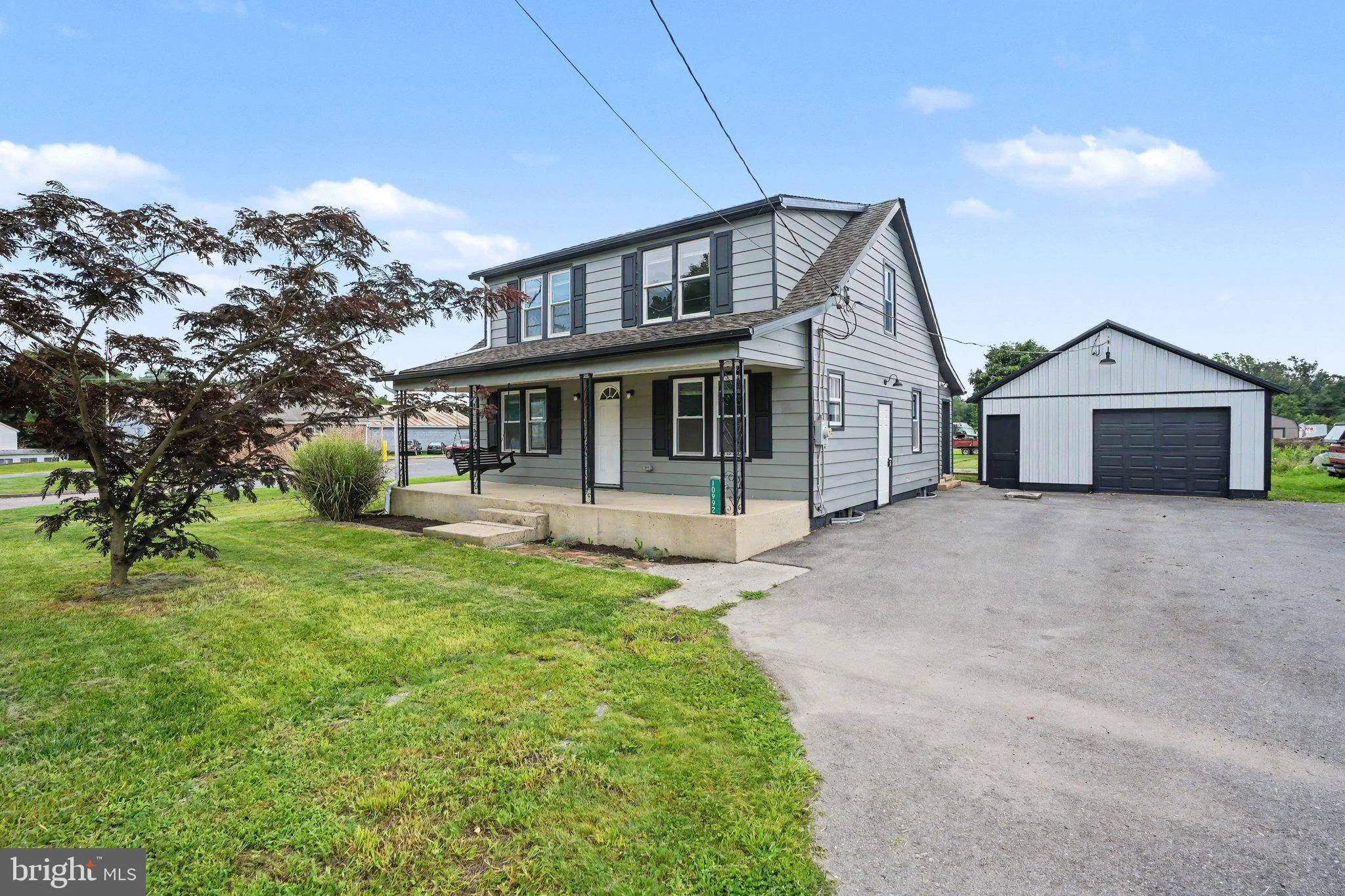 10992 Roxbury Road Rd