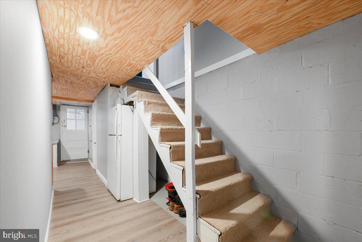 MIDDLESEX - Residential