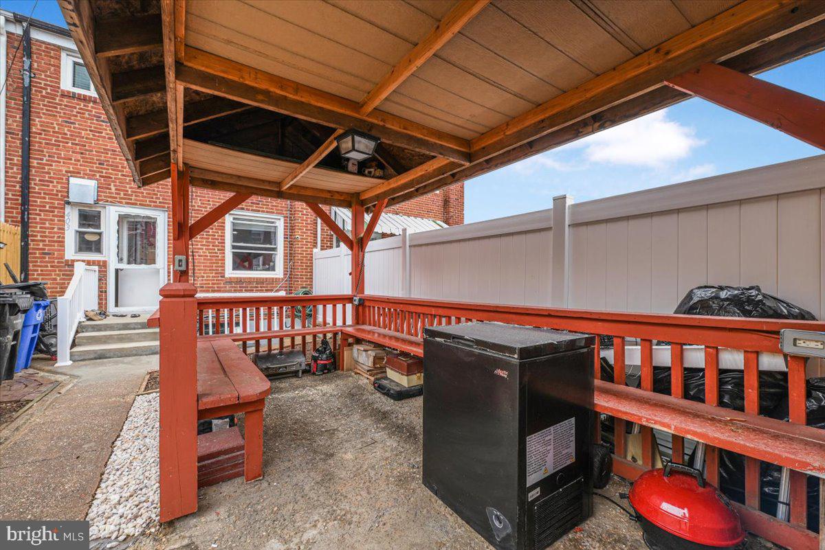 MIDDLESEX - Residential