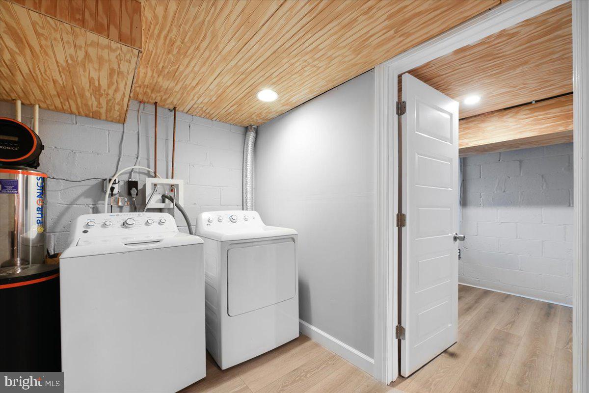 MIDDLESEX - Residential