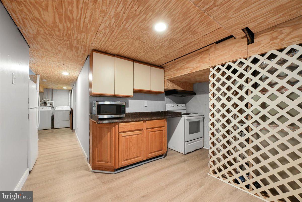 MIDDLESEX - Residential