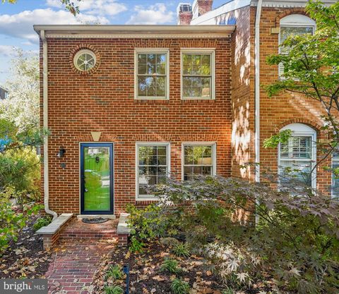 421 S COLUMBUS STREET S 421 ALEXANDRIA VA 22314