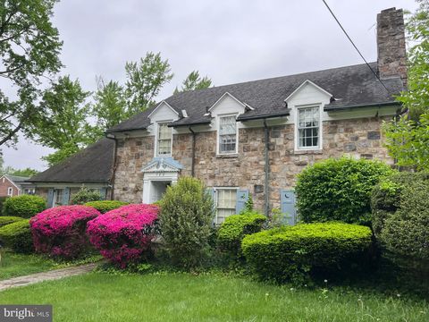 100 BROOKLINE PLAZA READING PA 19607