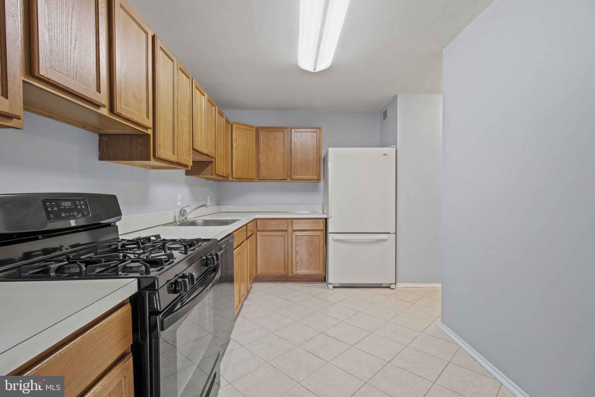 PARKSIDE PLAZA CODM - Residential