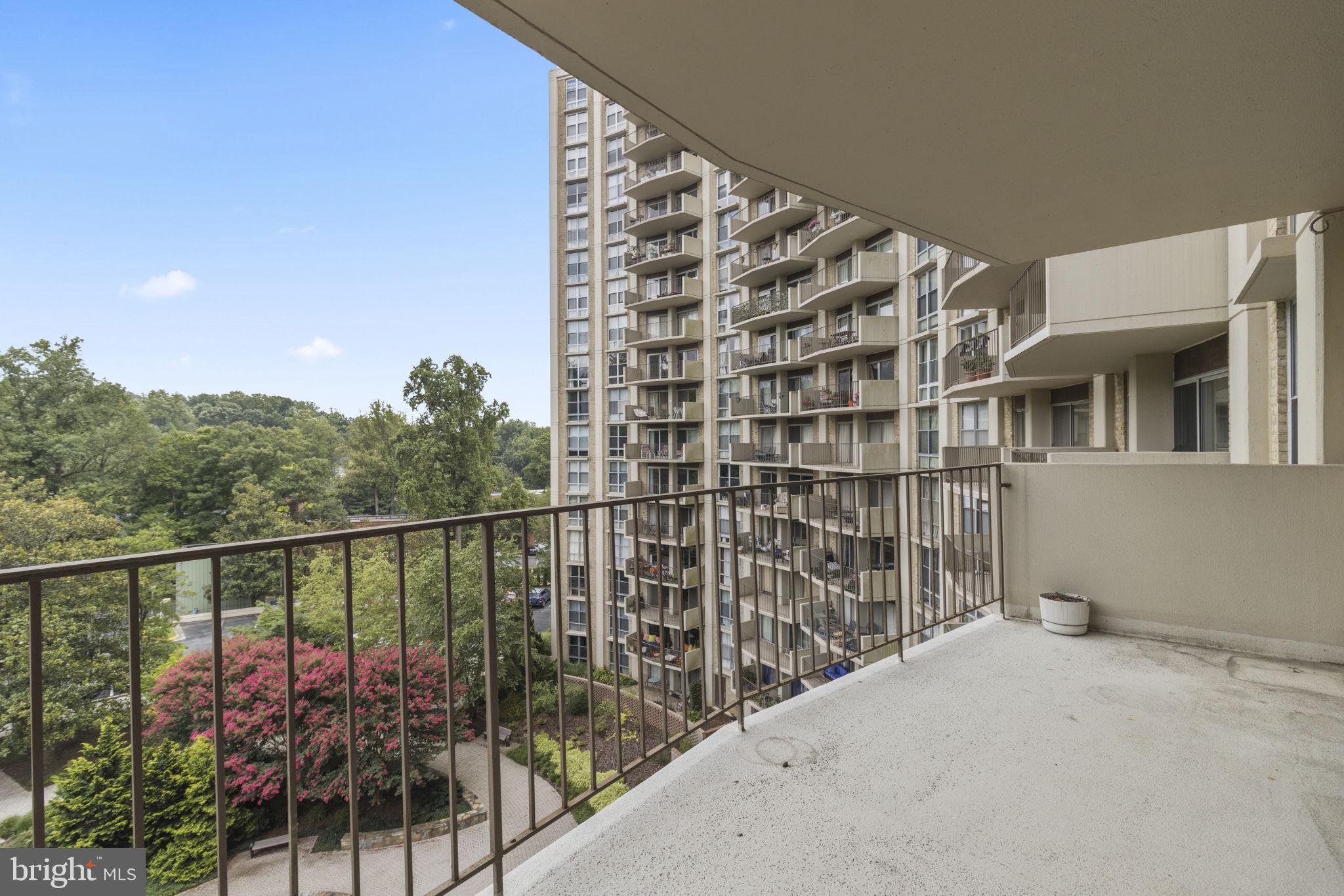 PARKSIDE PLAZA CODM - Residential