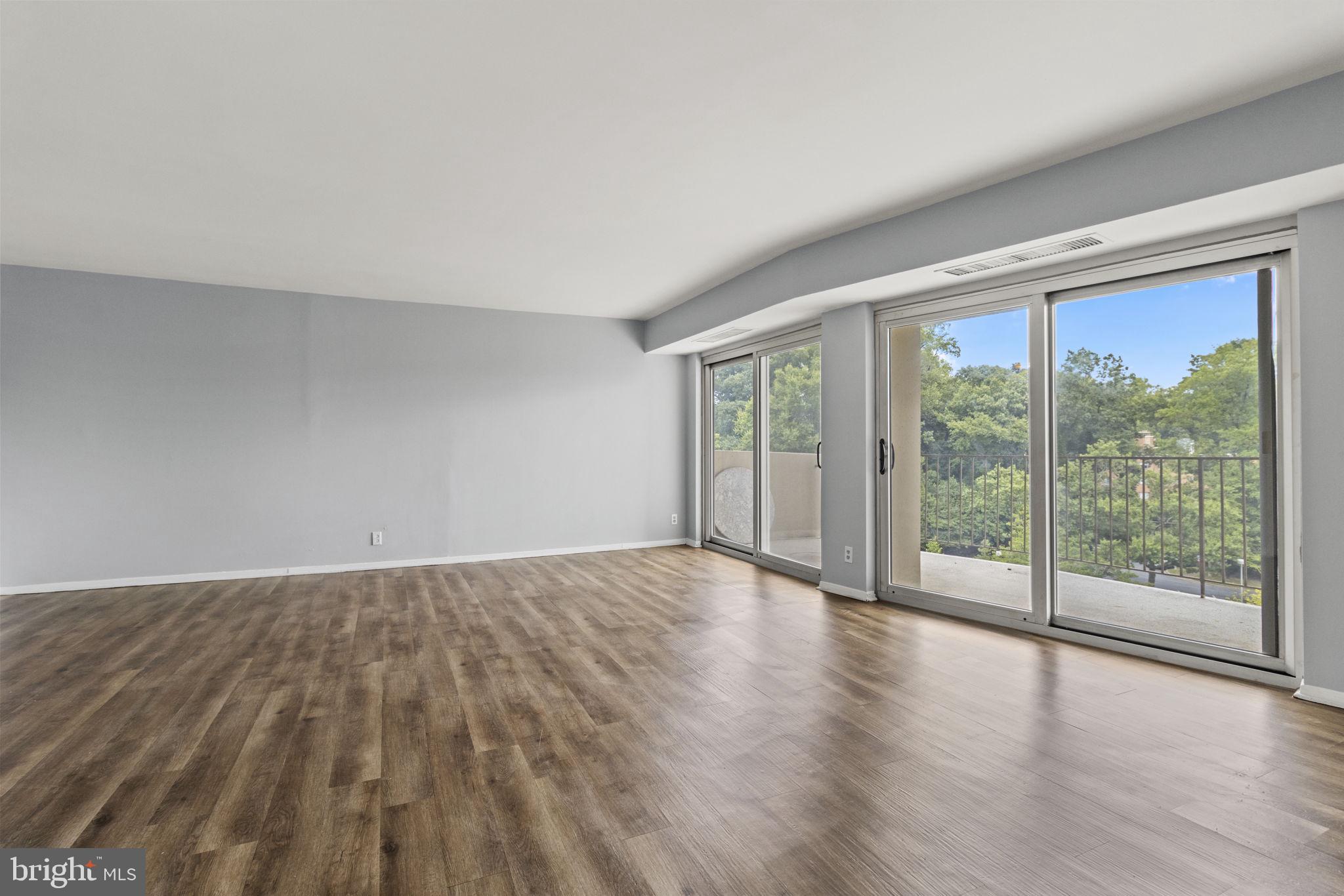 PARKSIDE PLAZA CODM - Residential