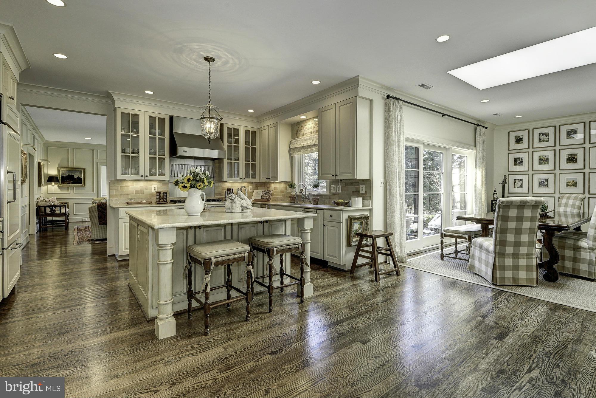 SUMMERWOOD - Residential