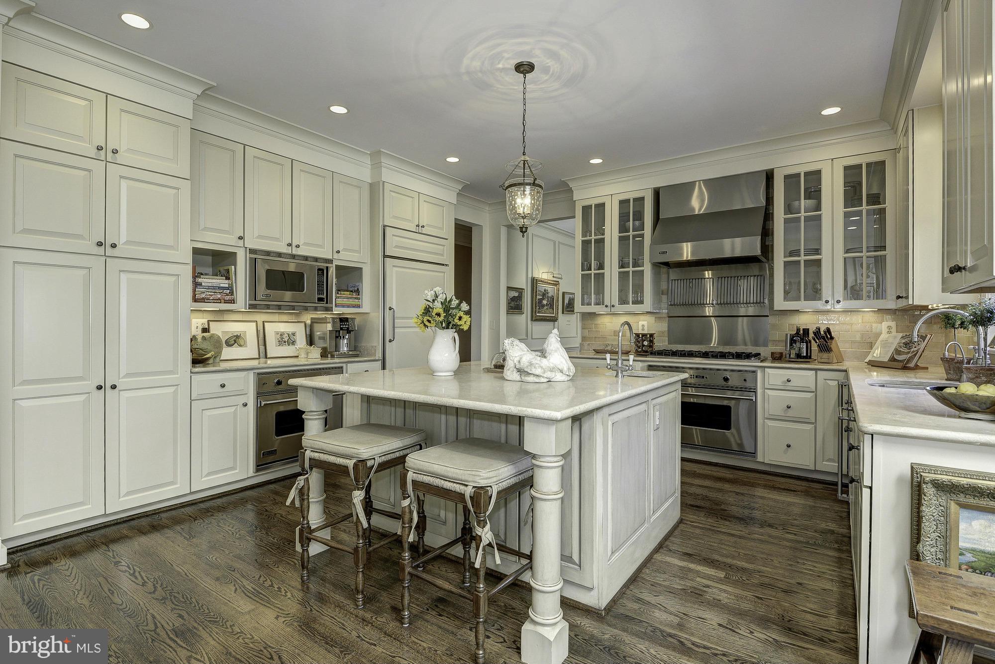 SUMMERWOOD - Residential