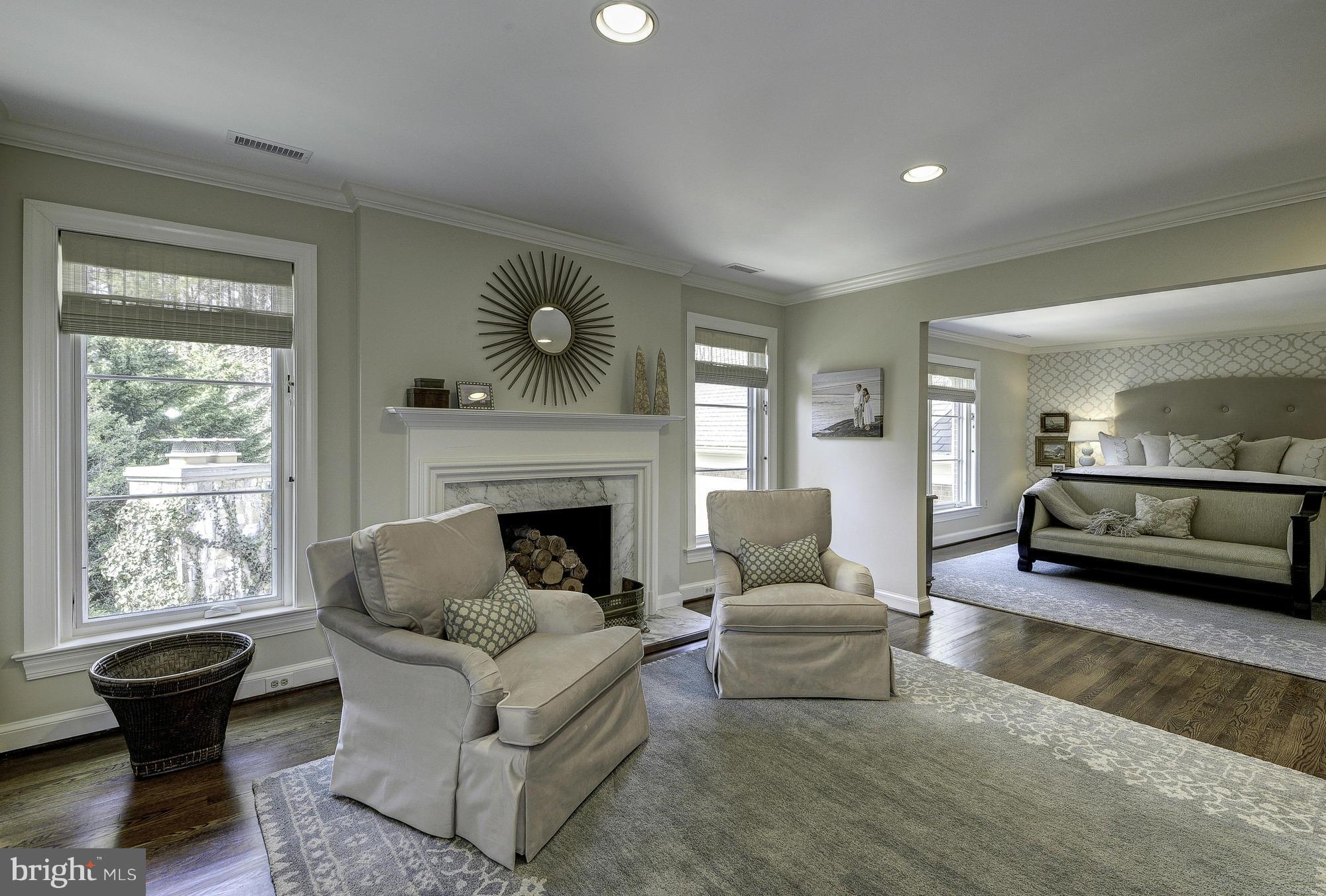 SUMMERWOOD - Residential