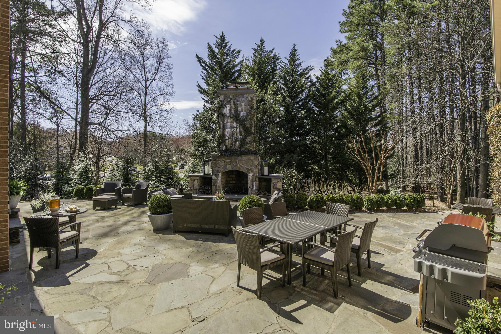 SUMMERWOOD - Residential