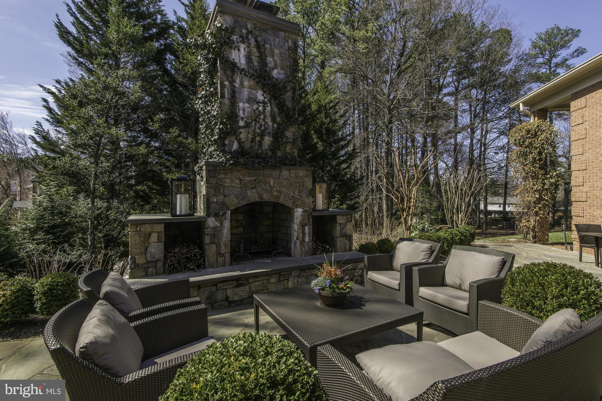 SUMMERWOOD - Residential