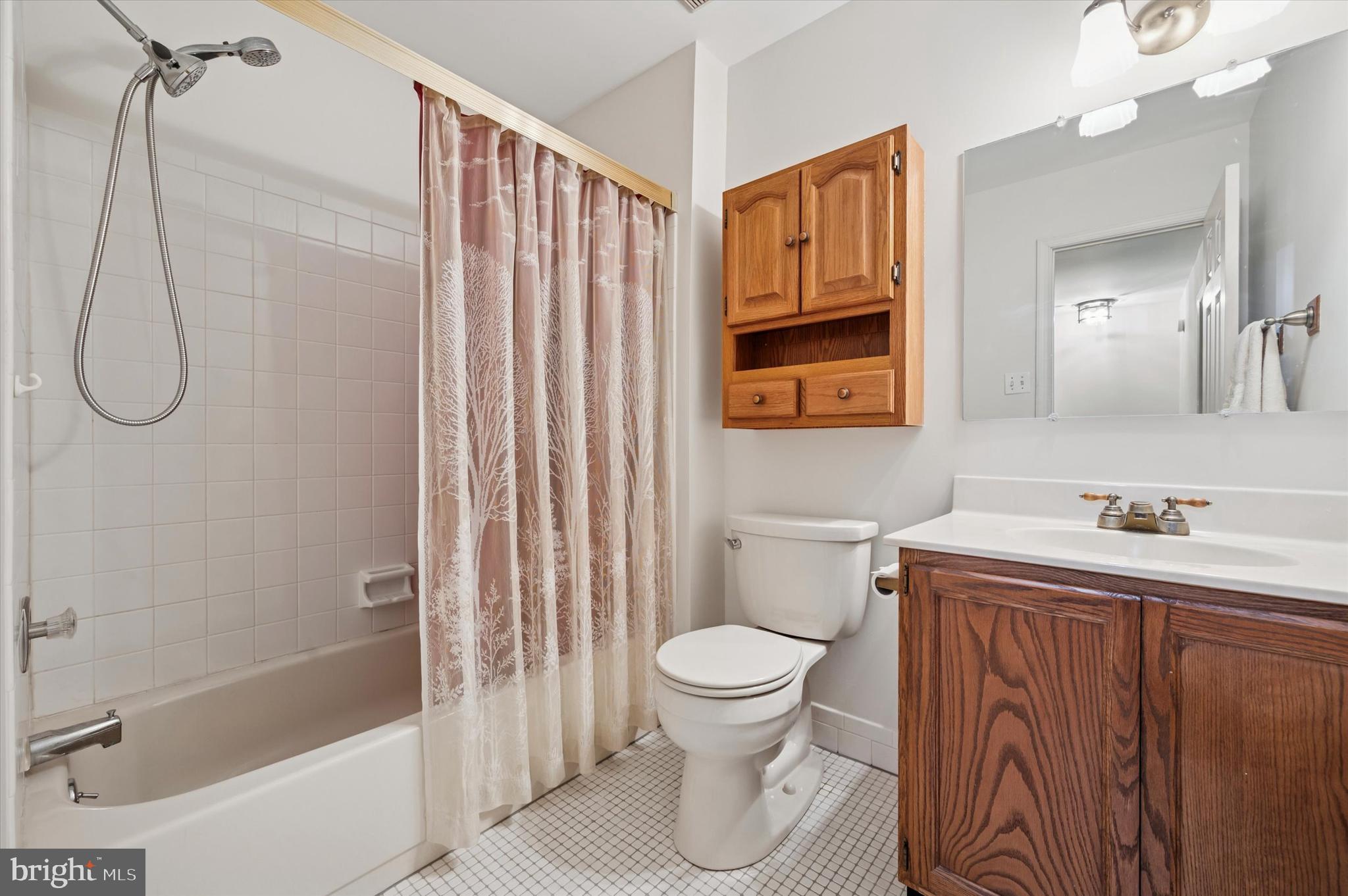 VILLAGE OF ROSE TR - Residential