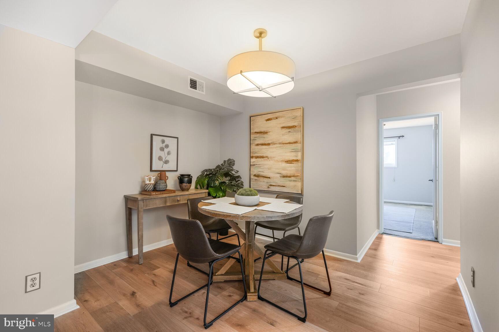 SEMINARY WALK - Residential