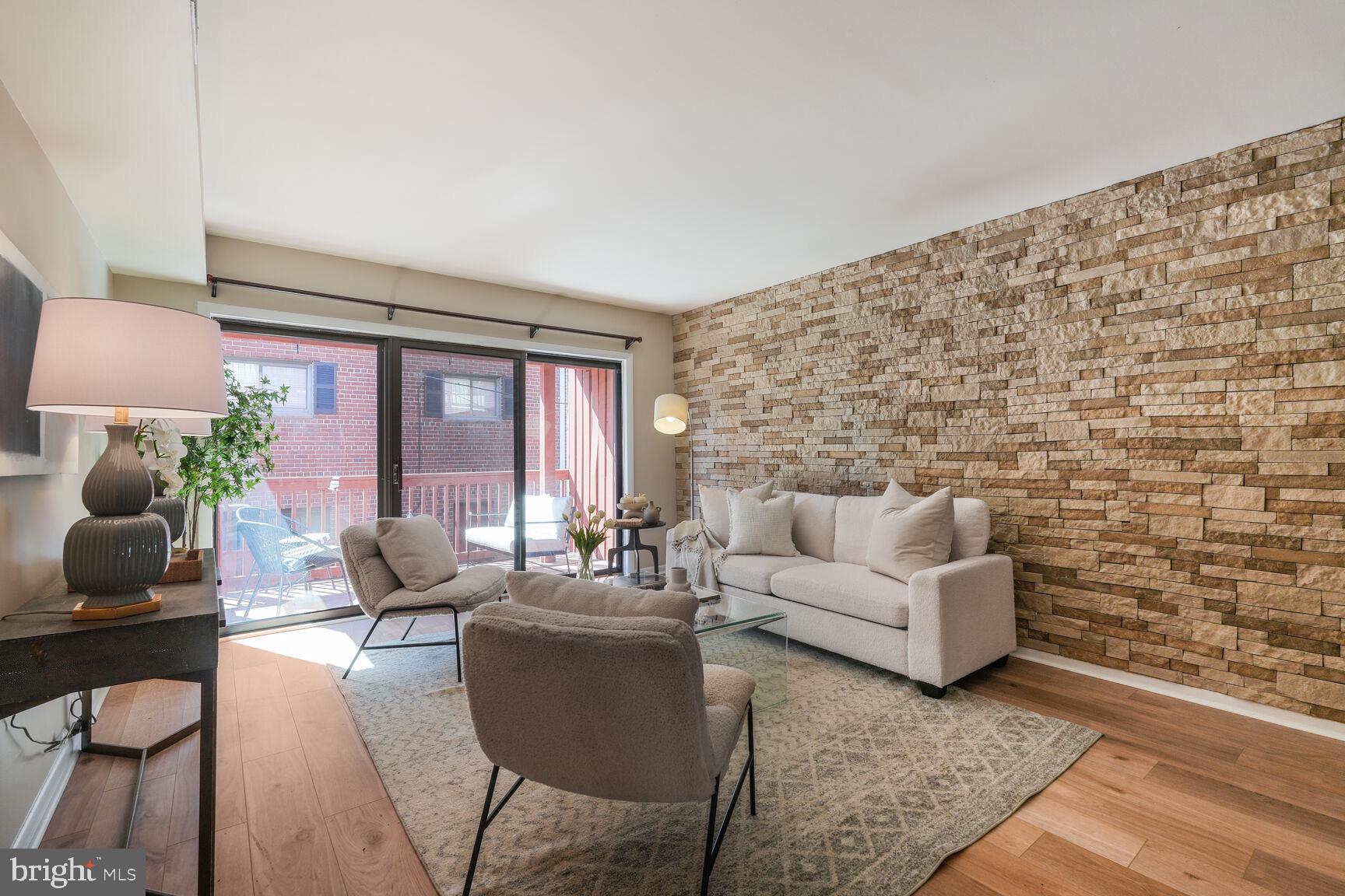 SEMINARY WALK - Residential