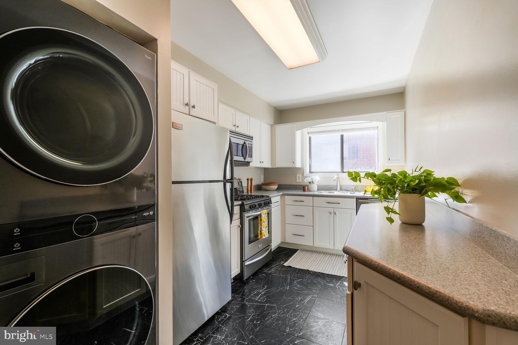 SEMINARY WALK - Residential