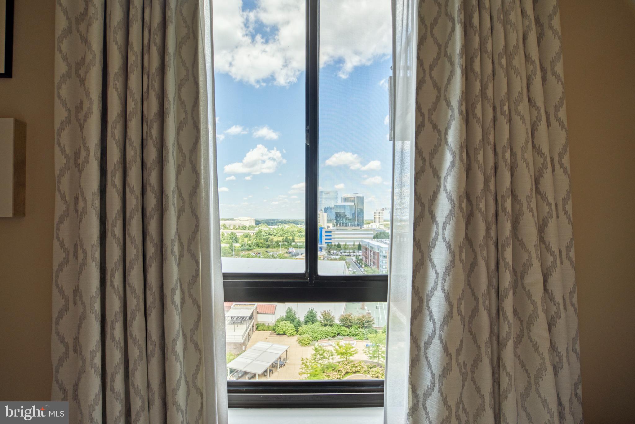 REGENCY AT MCLEAN - Residential