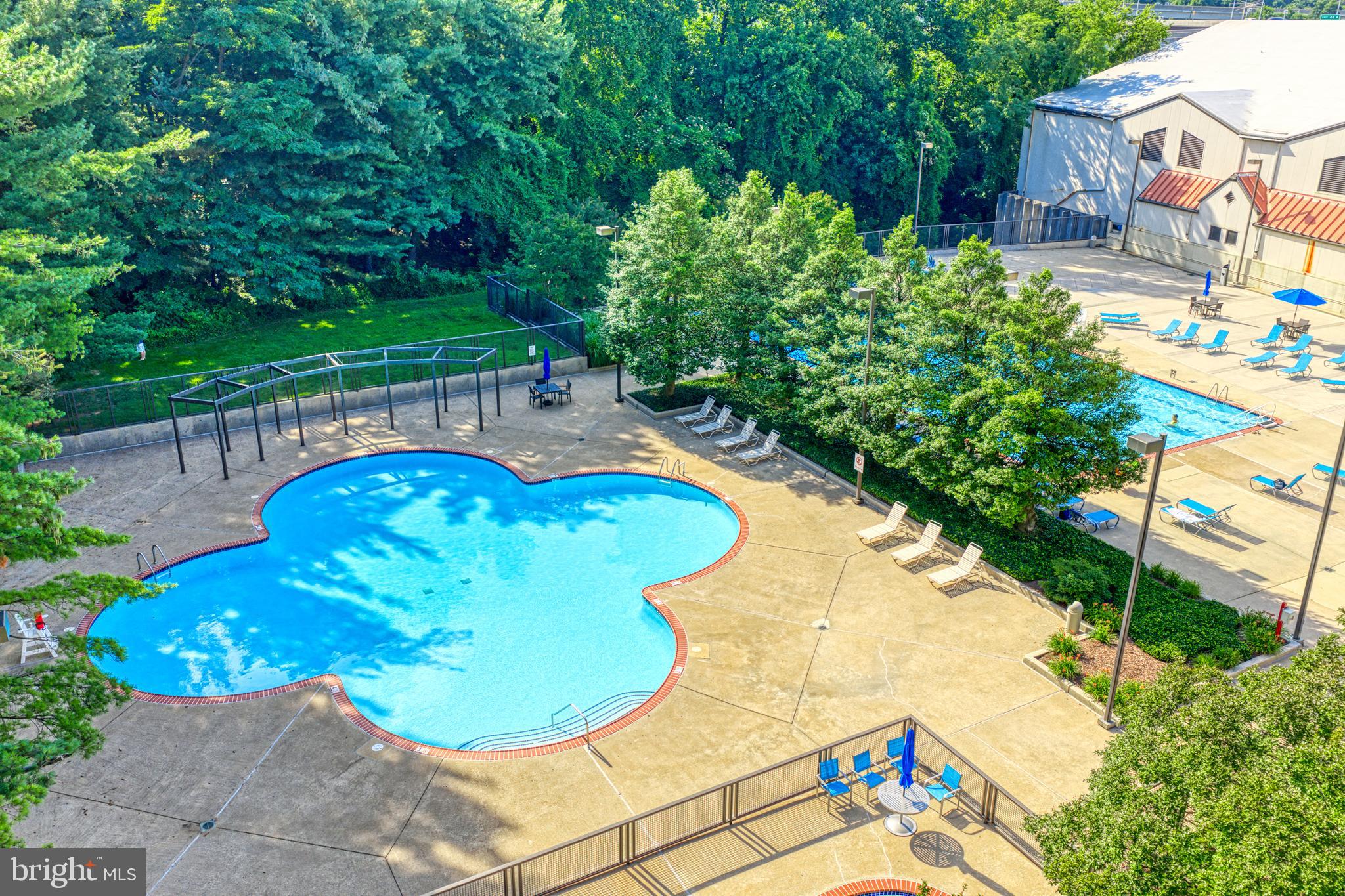 REGENCY AT MCLEAN - Residential