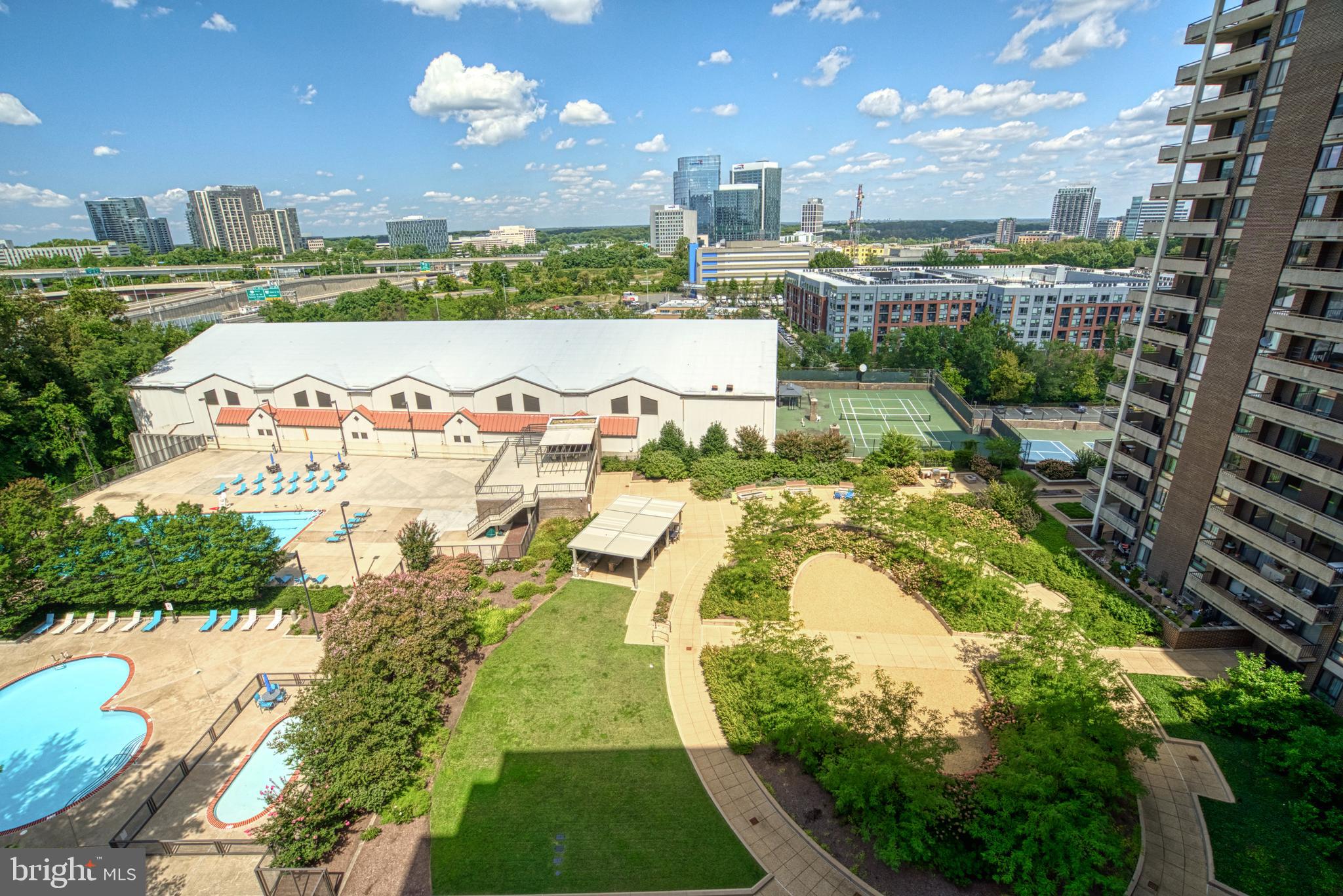 REGENCY AT MCLEAN - Residential