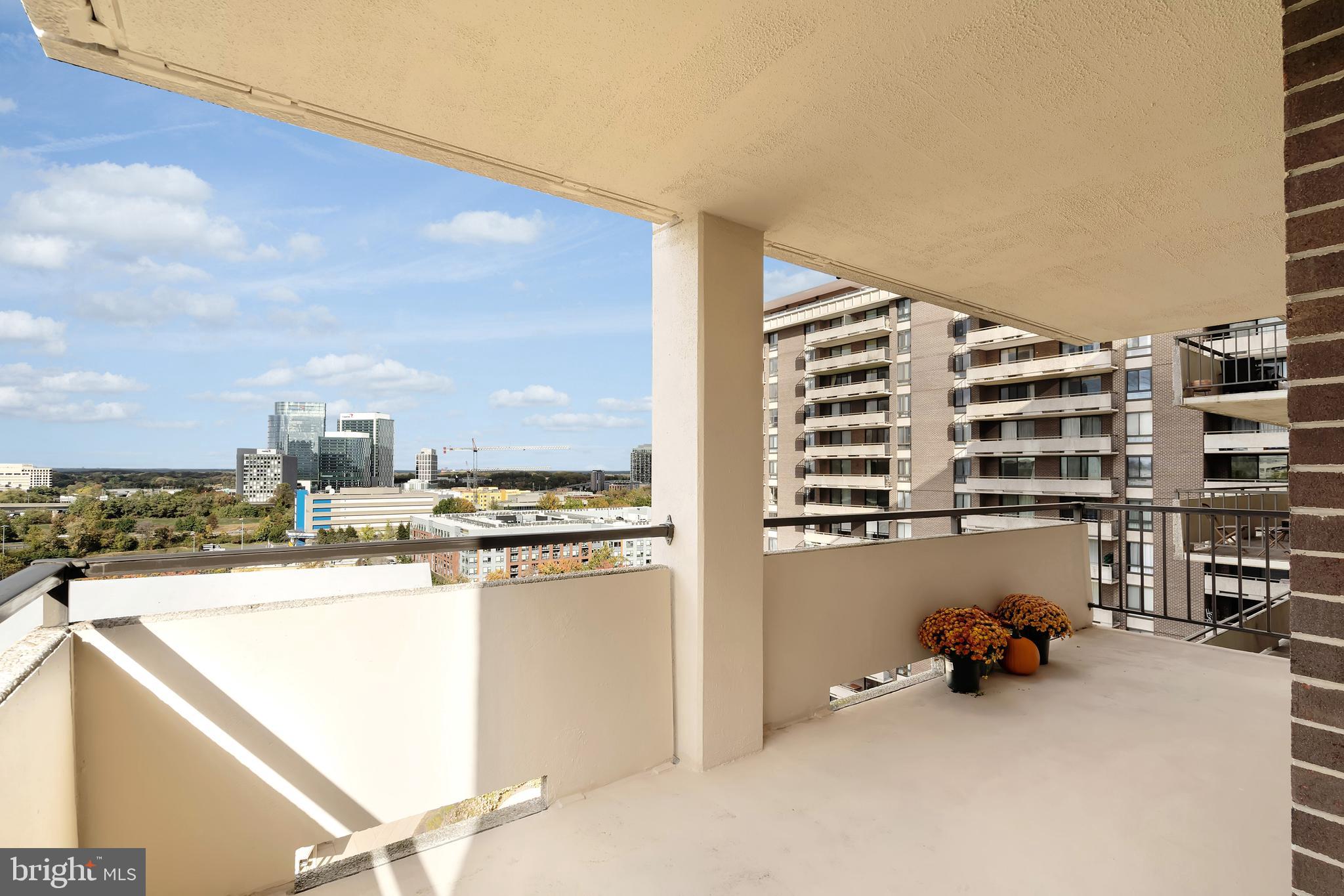 REGENCY AT MCLEAN - Residential