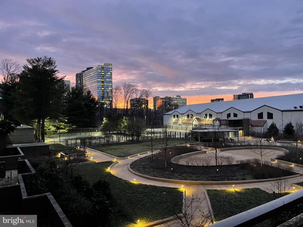 REGENCY AT MCLEAN - Residential