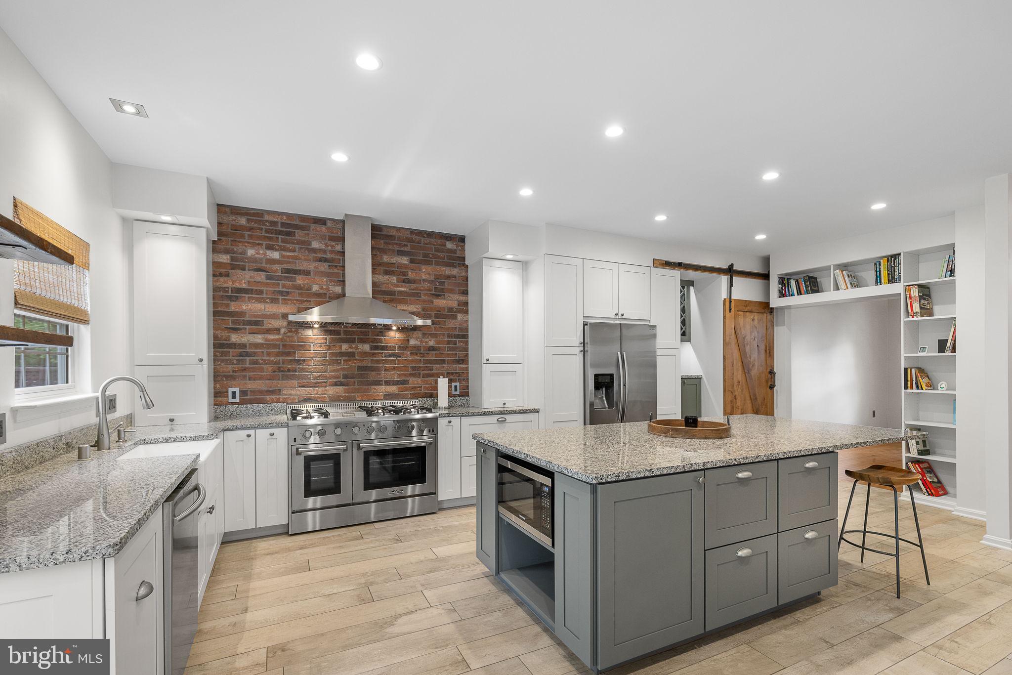 PARK RIDGE - Residential