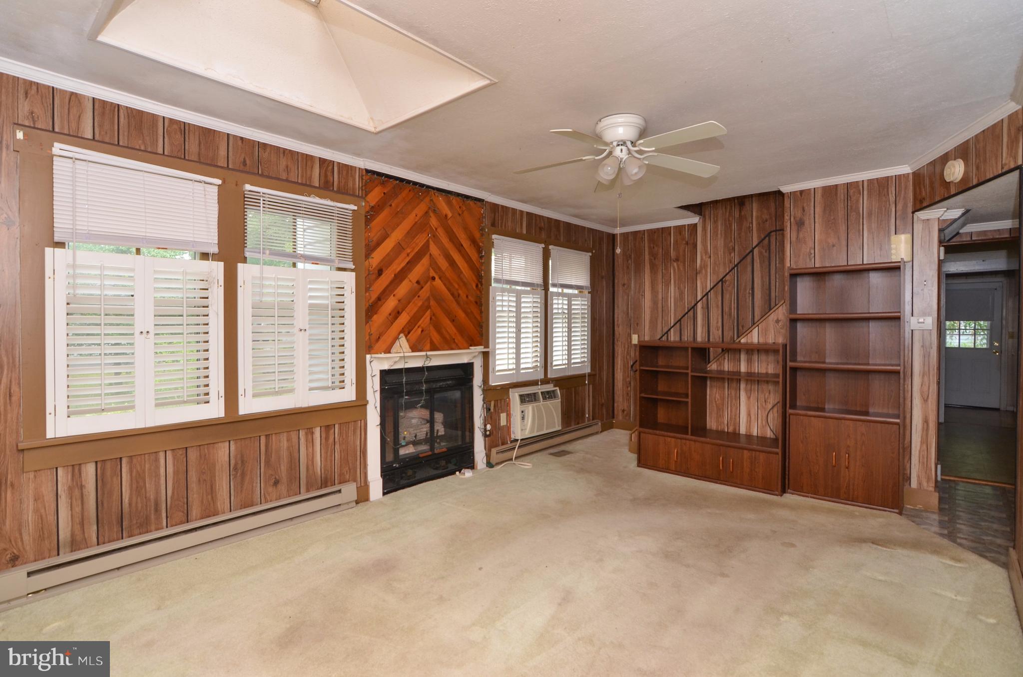 TOWN OF COLONIAL BEACH - Residential