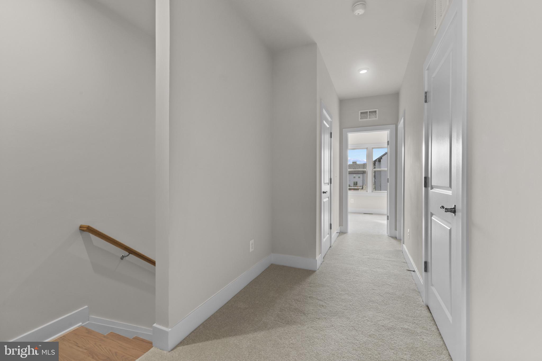 INNOVATION TOWN CENTER - Residential Lease