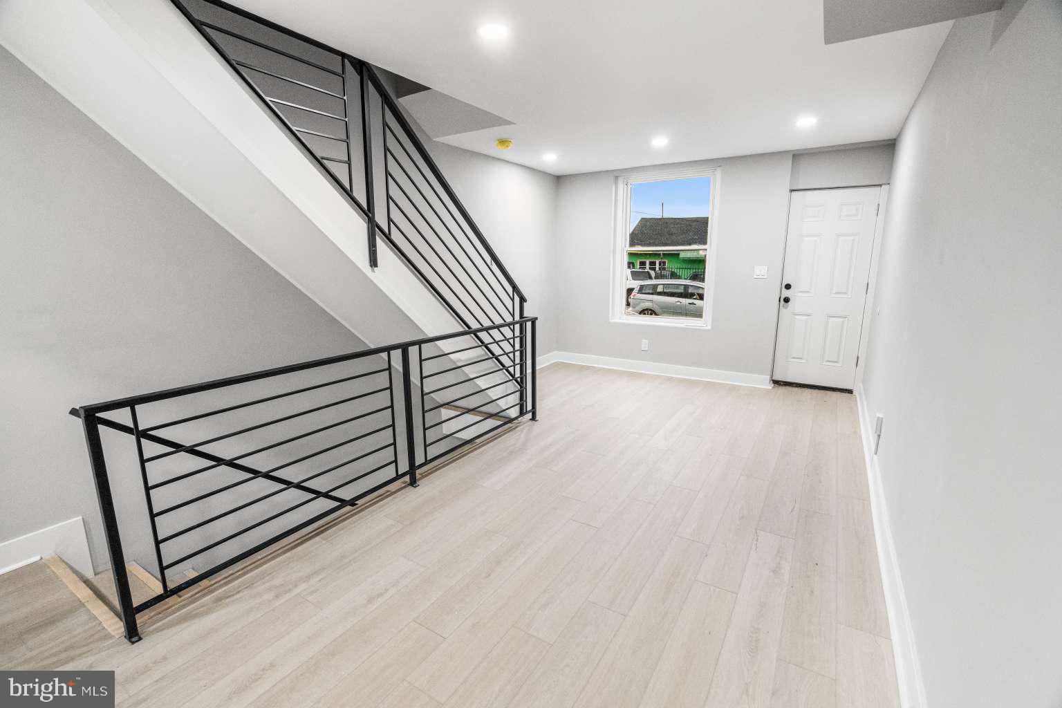 5010 TORRESDALE AVENUE