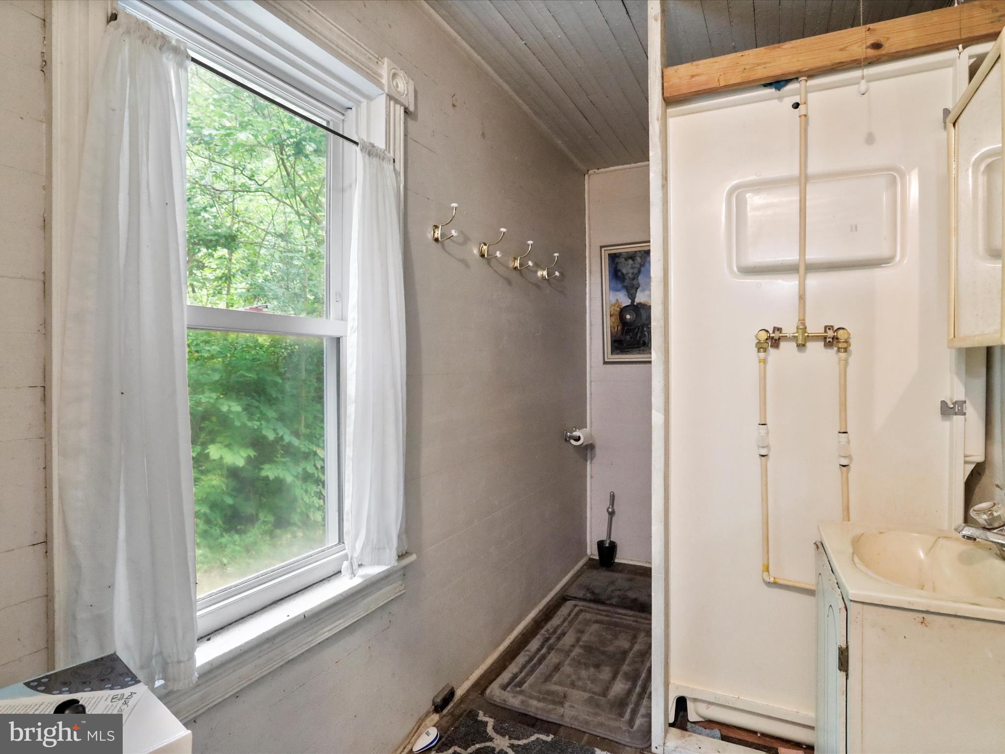 NONE AVAILABLE - Land