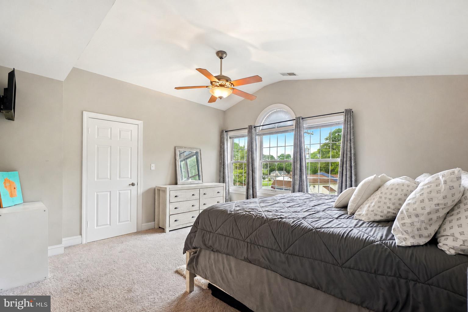 MIMOSA WOODS - Residential
