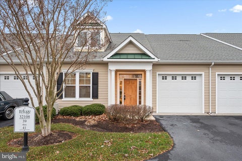 Featured picture for the property DESU2053736