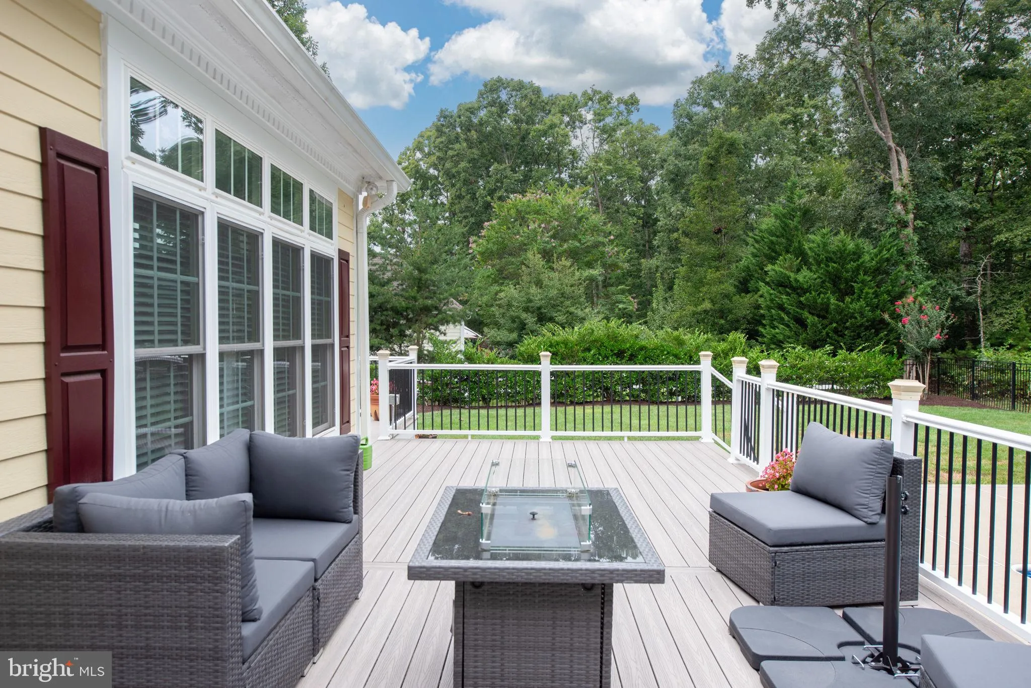 Spotsylvania, Virginia 22553, United States, 5 Bedrooms Bedrooms, ,5 BathroomsBathrooms,Residential,Pending,188889