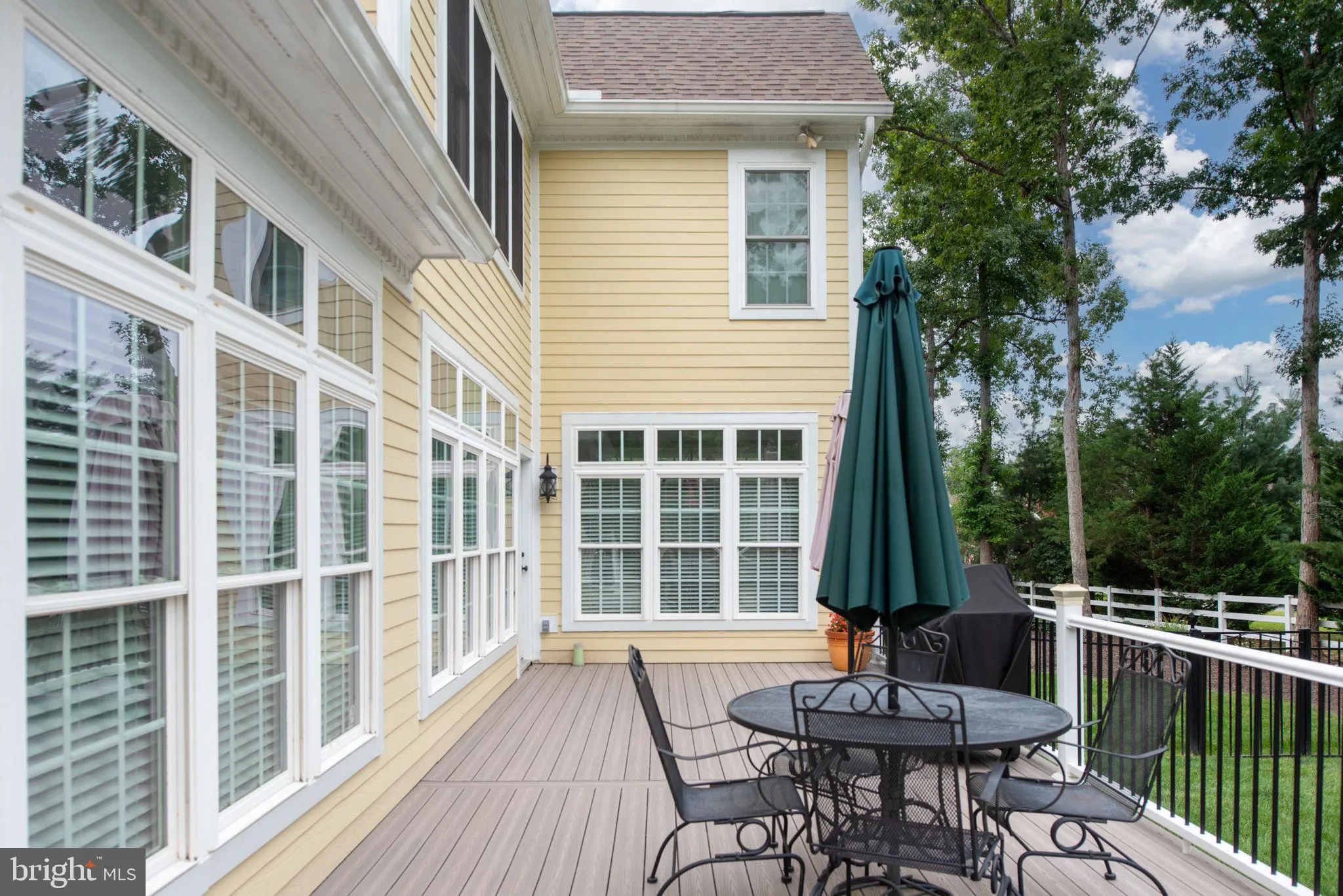 Spotsylvania, Virginia 22553, United States, 5 Bedrooms Bedrooms, ,5 BathroomsBathrooms,Residential,Pending,188889