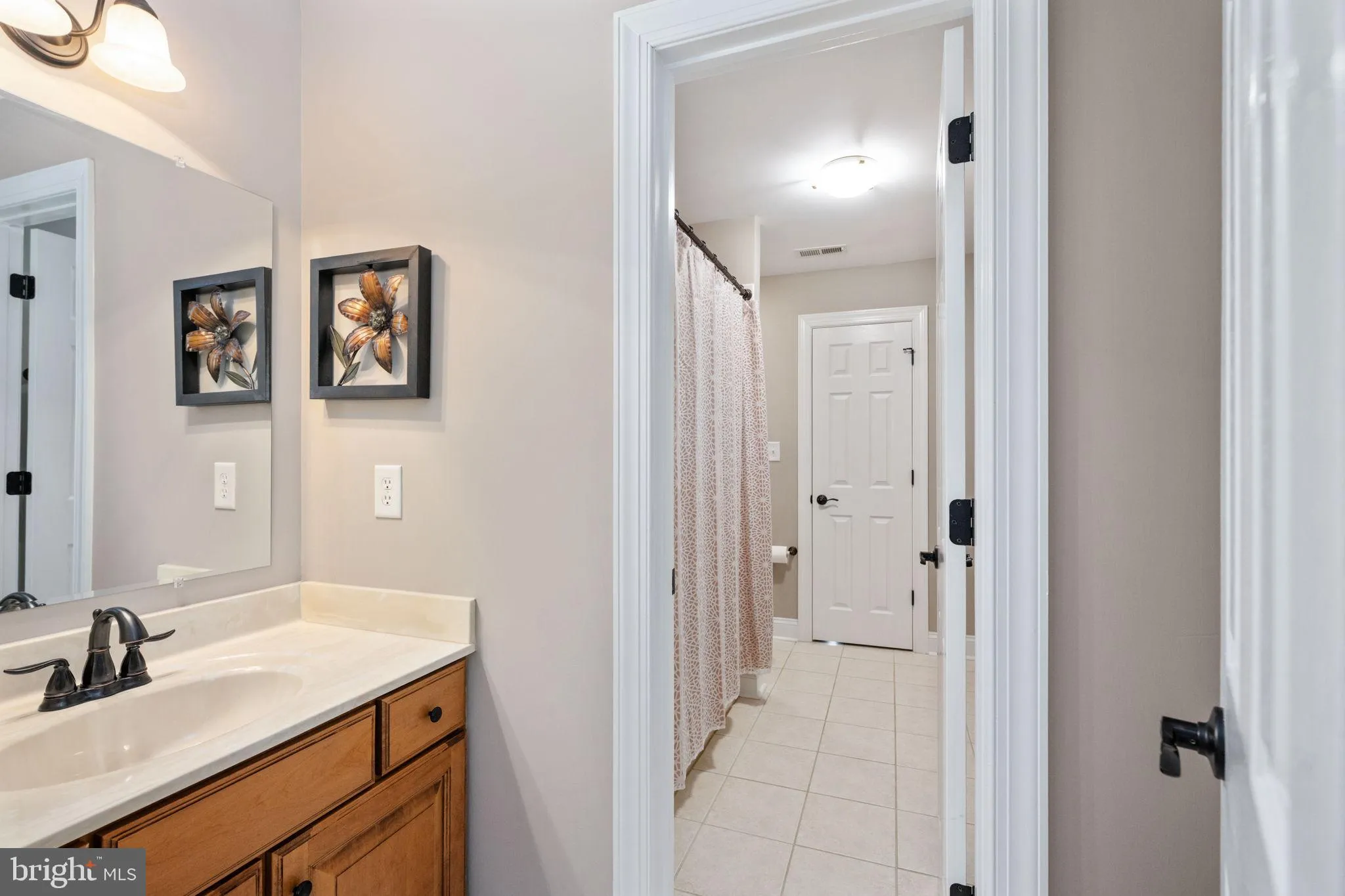 Spotsylvania, Virginia 22553, United States, 5 Bedrooms Bedrooms, ,5 BathroomsBathrooms,Residential,Pending,188889