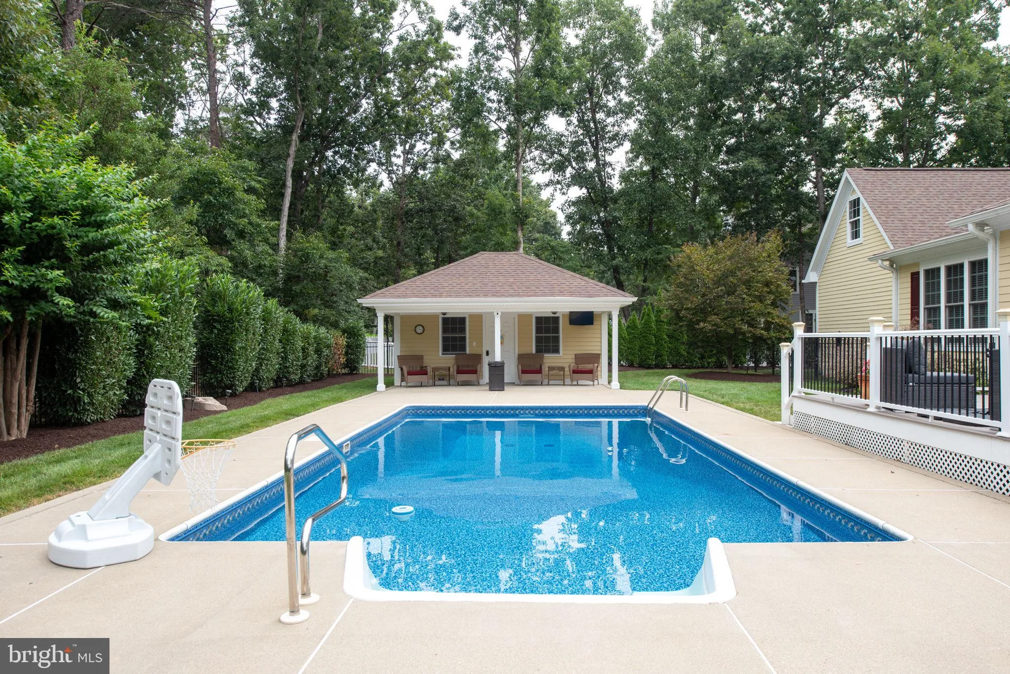 Spotsylvania, Virginia 22553, United States, 5 Bedrooms Bedrooms, ,5 BathroomsBathrooms,Residential,Pending,188889