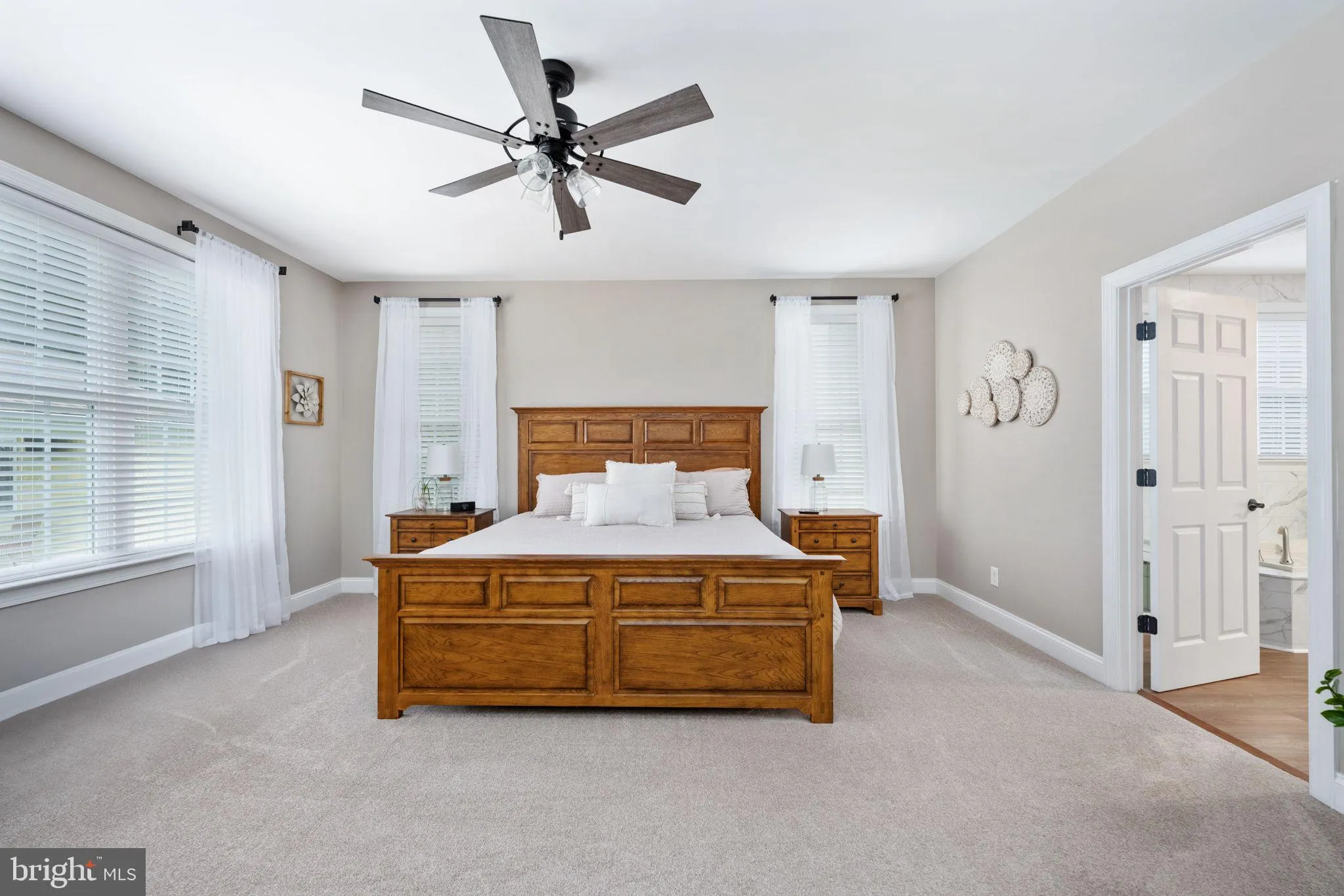 Spotsylvania, Virginia 22553, United States, 5 Bedrooms Bedrooms, ,5 BathroomsBathrooms,Residential,Pending,188889