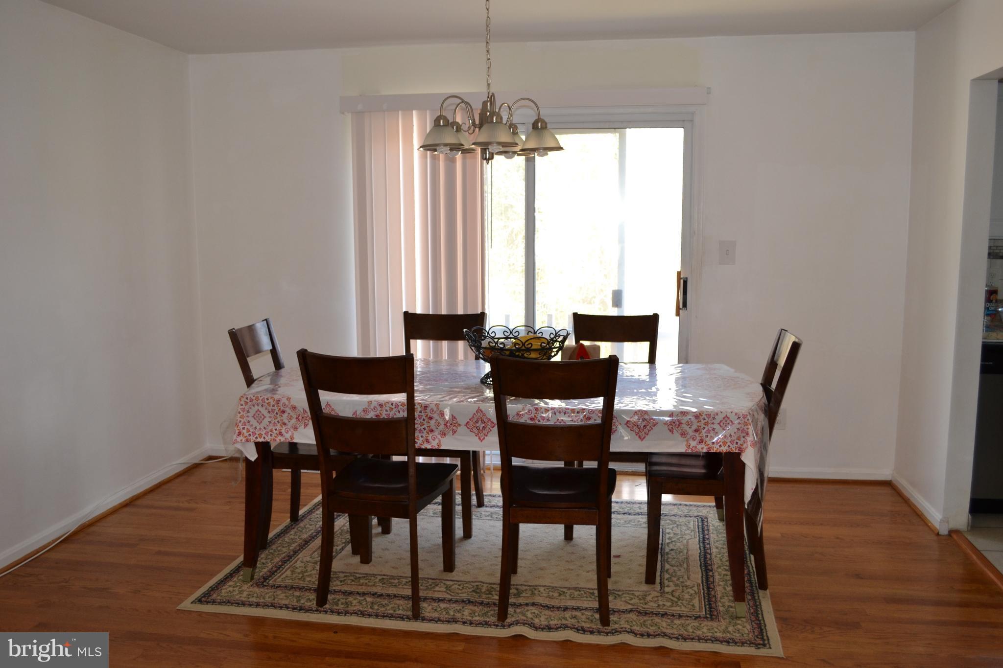 BEVERLY PARK - Residential