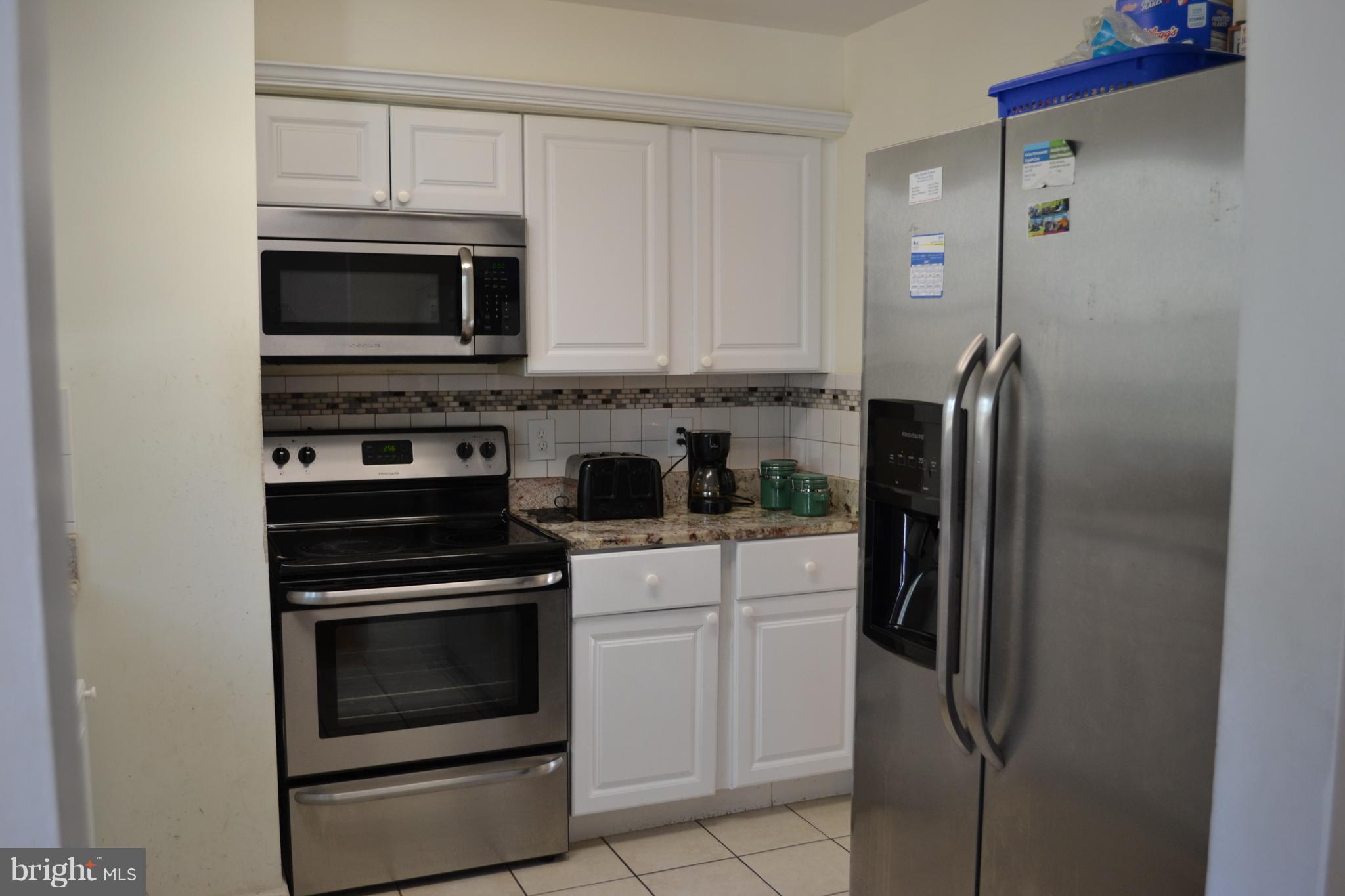 BEVERLY PARK - Residential