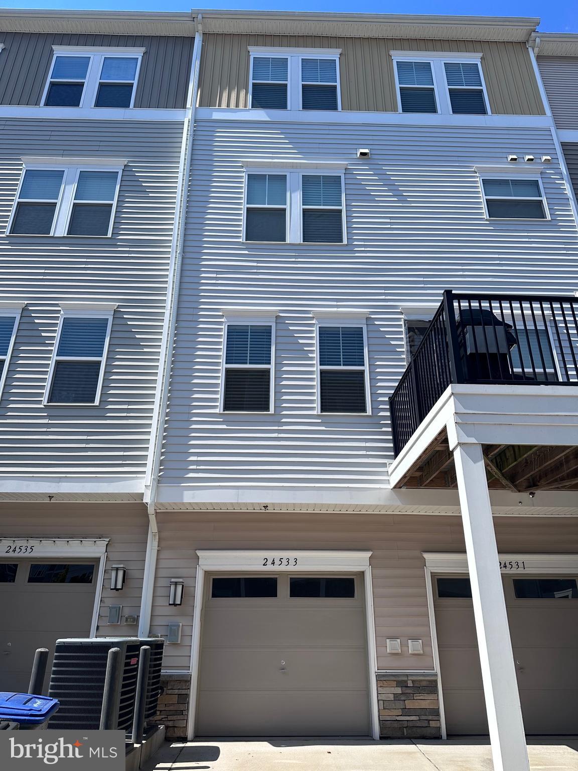 STONE MILL - Residential Lease