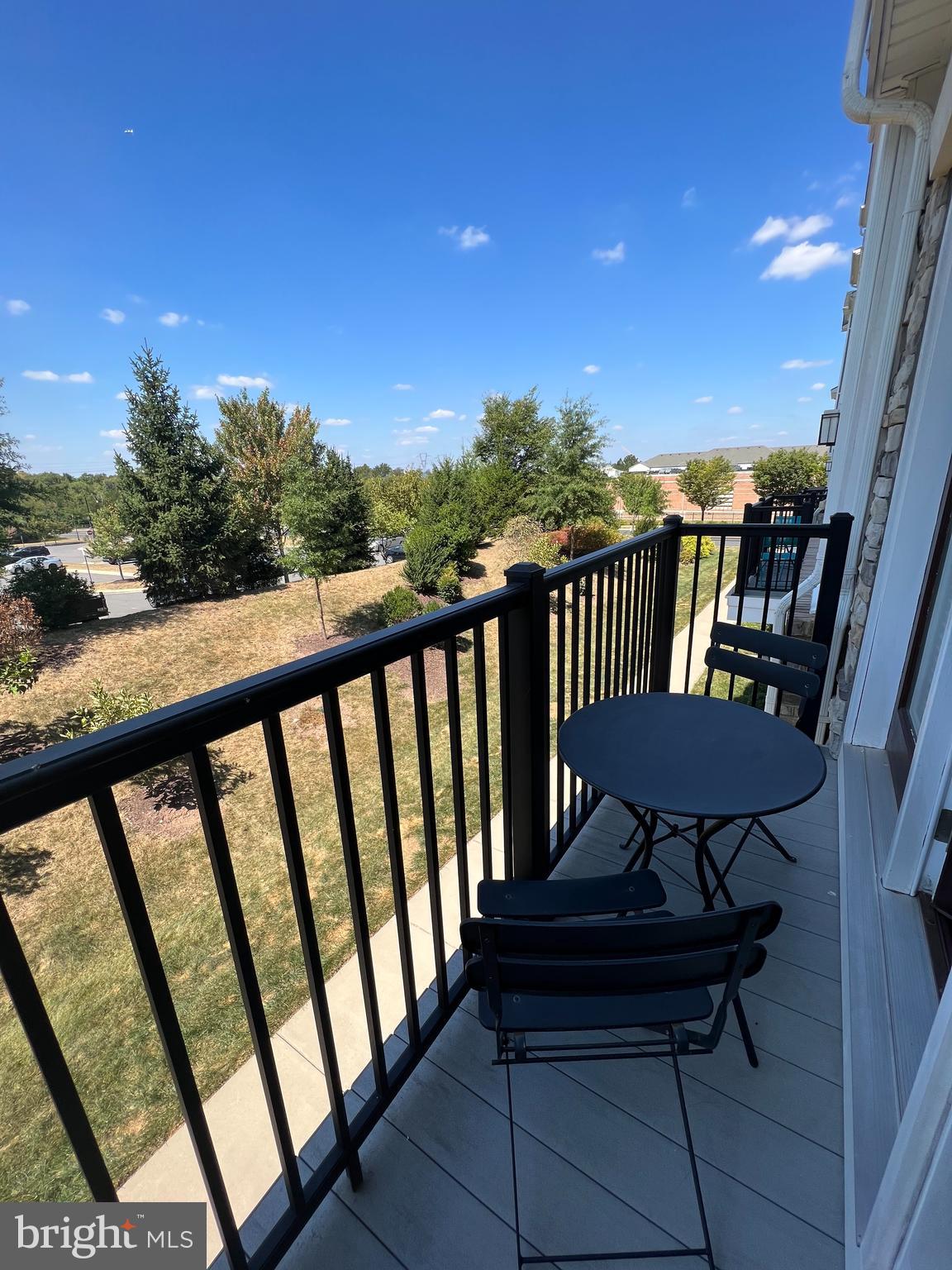 STONE MILL - Residential Lease