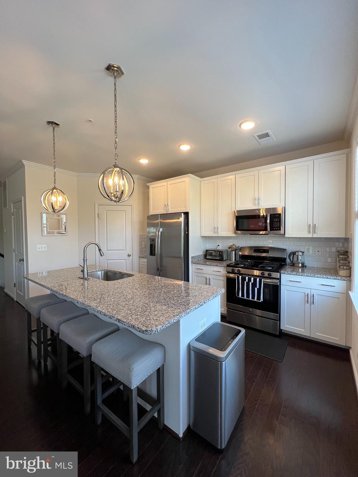 STONE MILL - Residential Lease