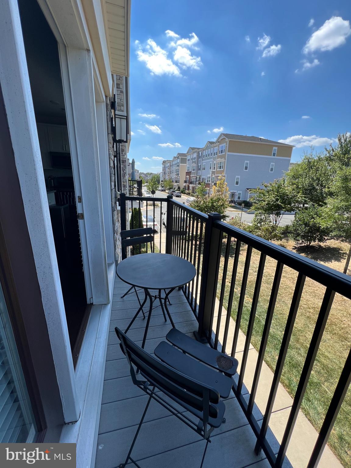 STONE MILL - Residential Lease