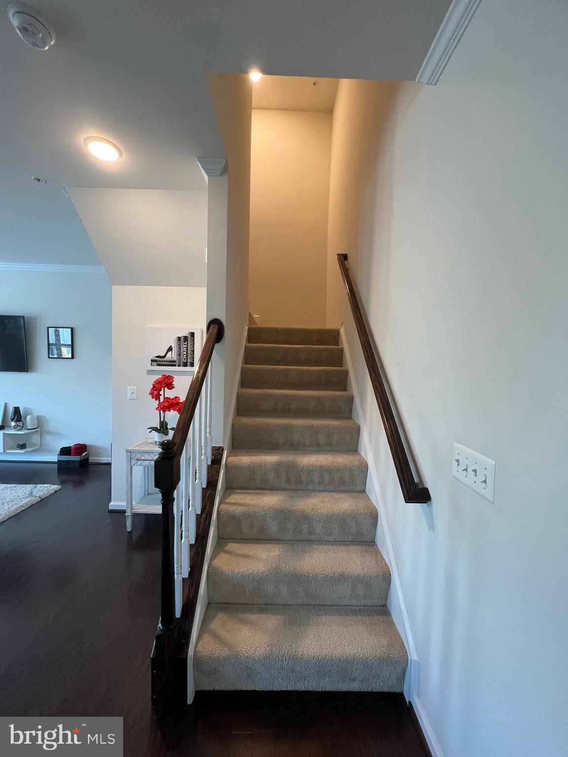 STONE MILL - Residential Lease