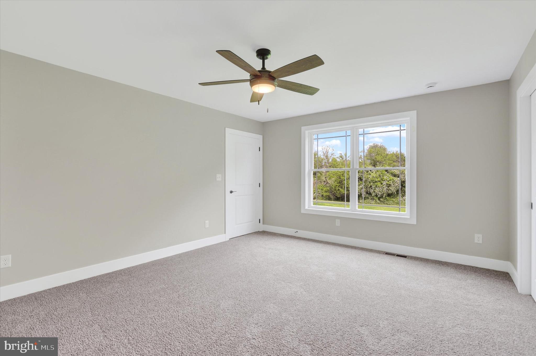 PENN NATIONAL GOLF COURSE COMMUNITY - Residential