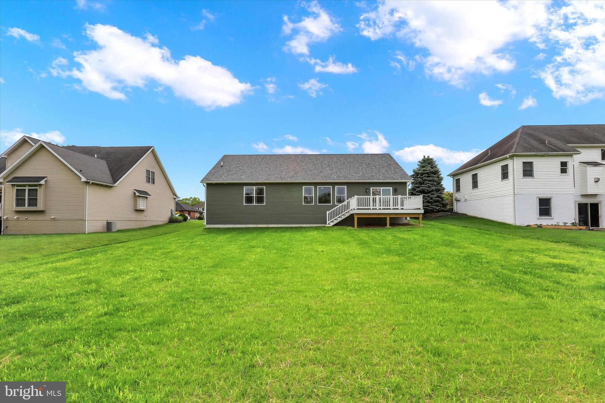 PENN NATIONAL GOLF COURSE COMMUNITY - Residential