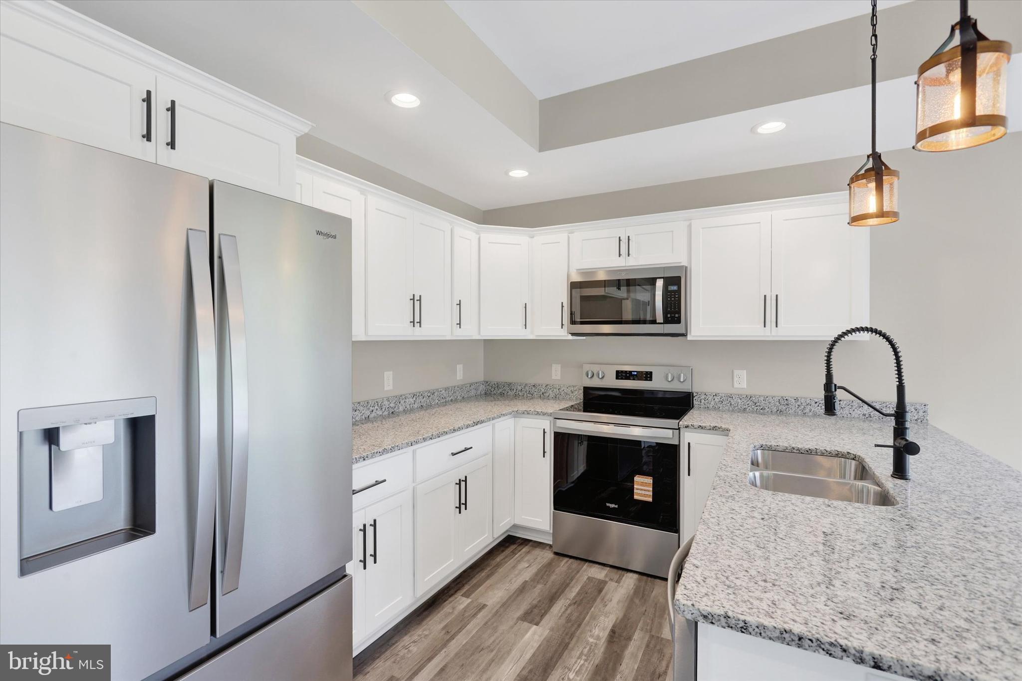 PENN NATIONAL GOLF COURSE COMMUNITY - Residential