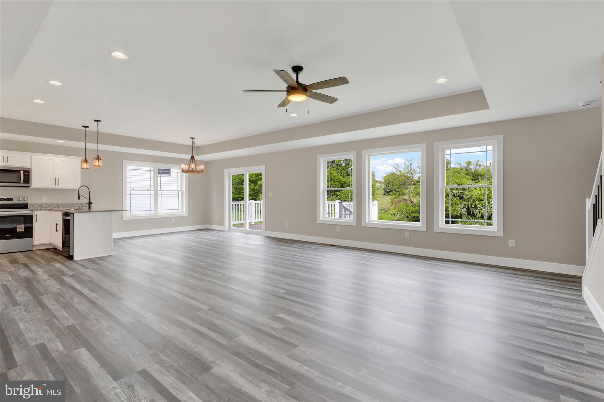 PENN NATIONAL GOLF COURSE COMMUNITY - Residential