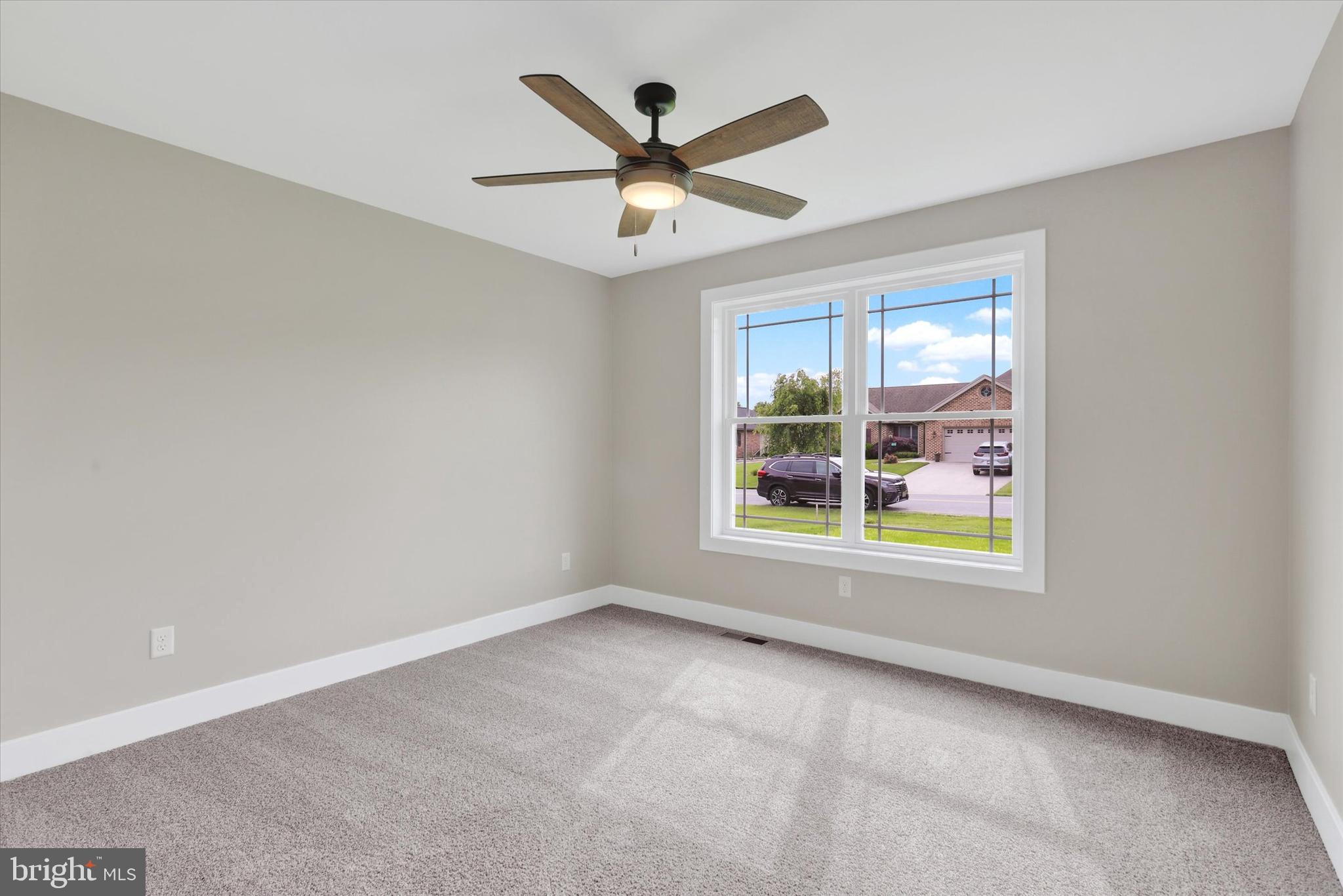 PENN NATIONAL GOLF COURSE COMMUNITY - Residential