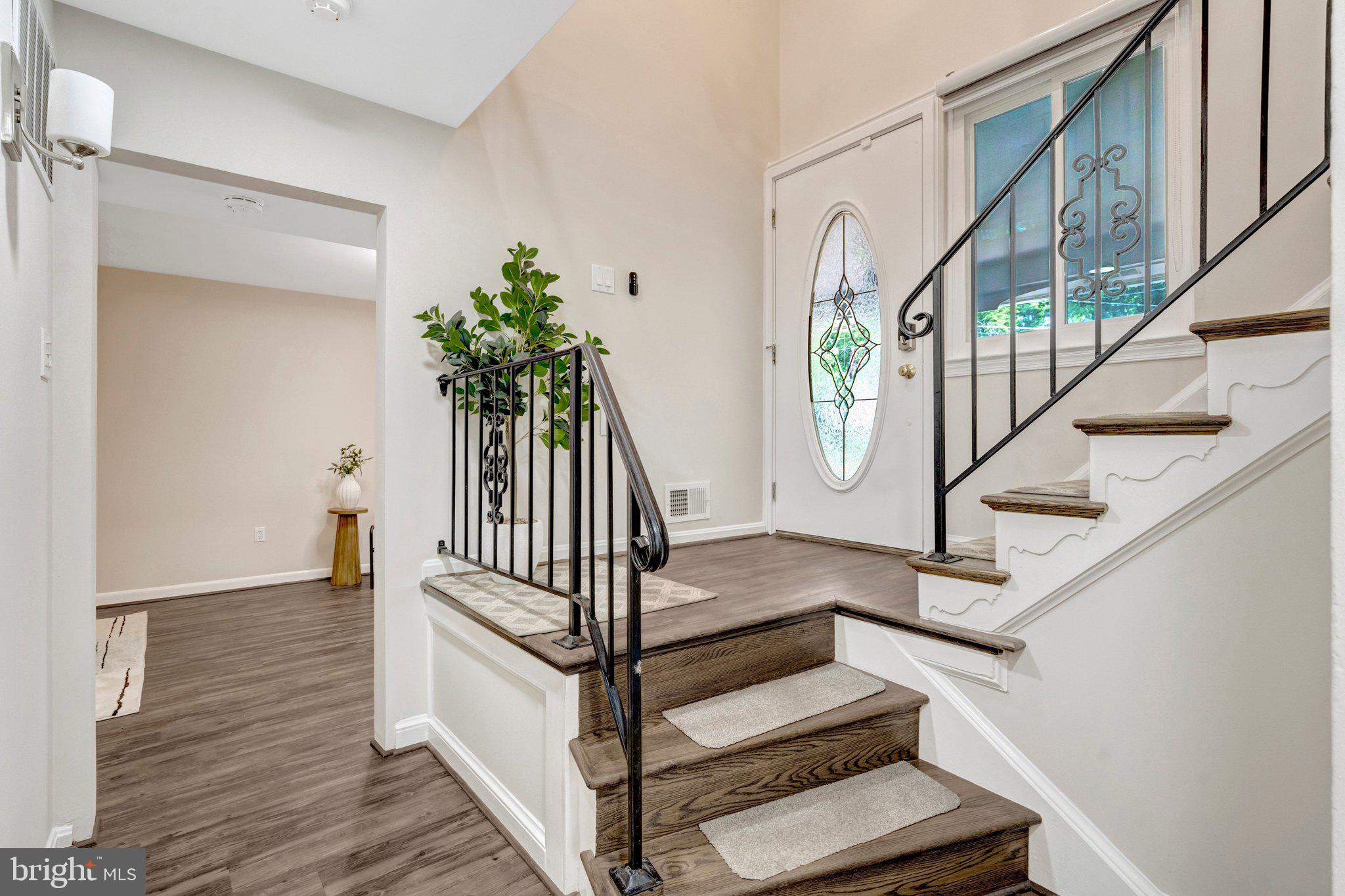 8213 SPRINGFIELD VILLAGE DRIVE